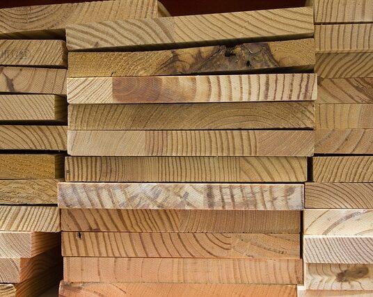 From natural to manufactured wood: A contractor’s guide to wood types for construction